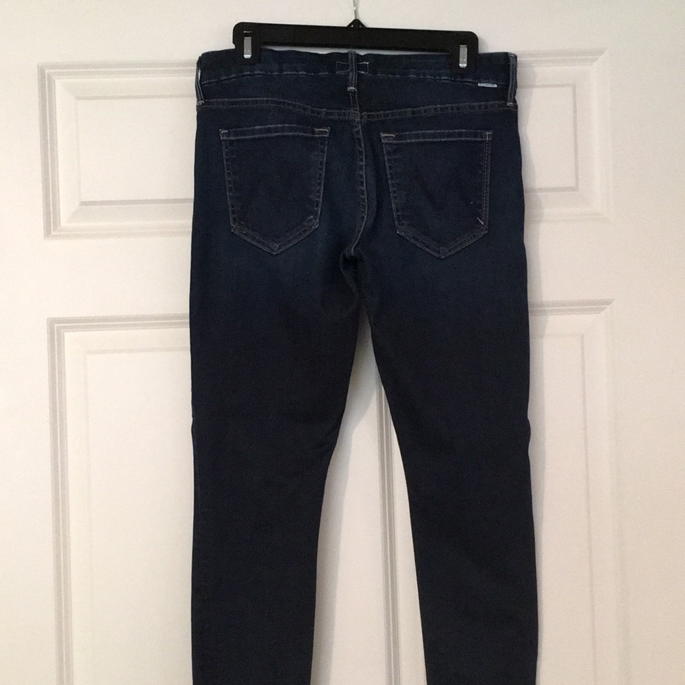 Looker size 28